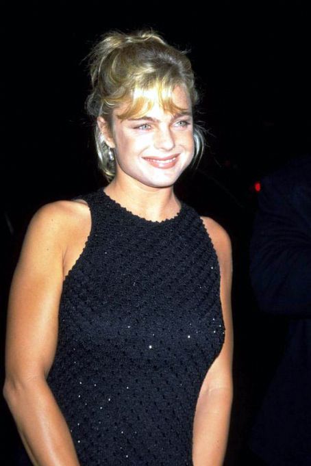 Erika Eleniak Previous Picture Post date Posted 5 years ago