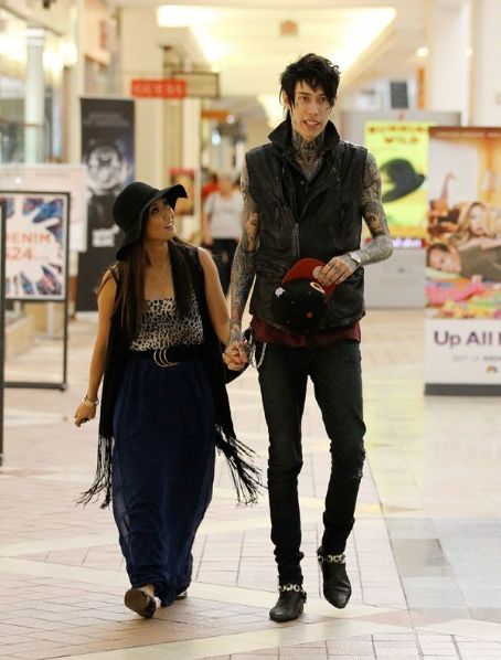 Trace Cyrus and Brenda Song were spotted doing a little shopping at the 