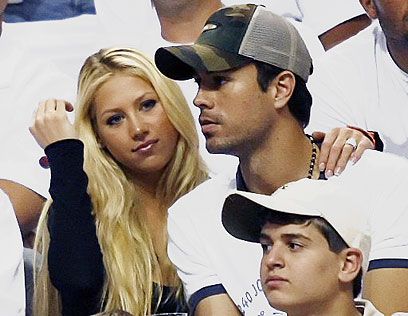 Anna Kournikova And Enrique Iglesias Pics - Anna Kournikova And Enrique ...