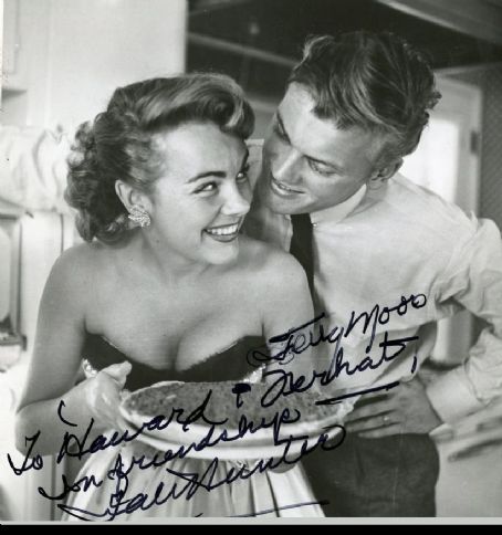 Terry Moore and Tab Hunter
