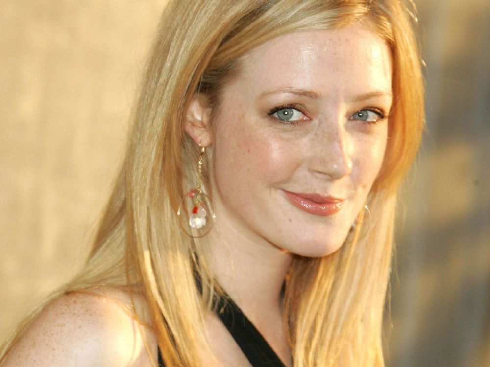 Jennifer Finnigan Photos News And Videos Trivia And Quotes