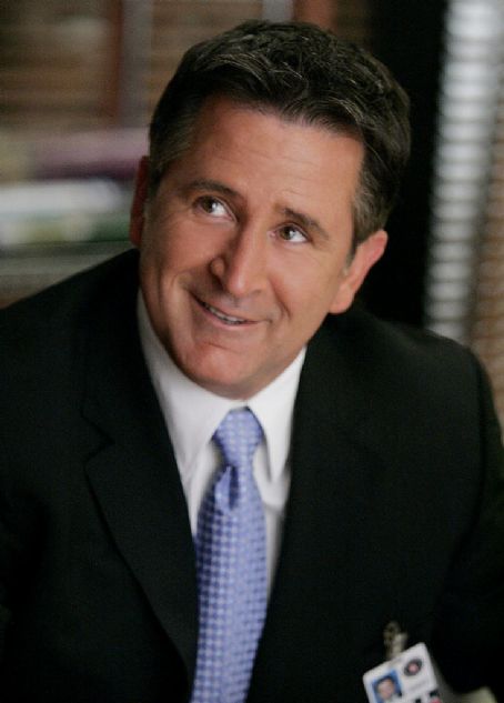 Anthony Lapaglia - Actress Wallpapers