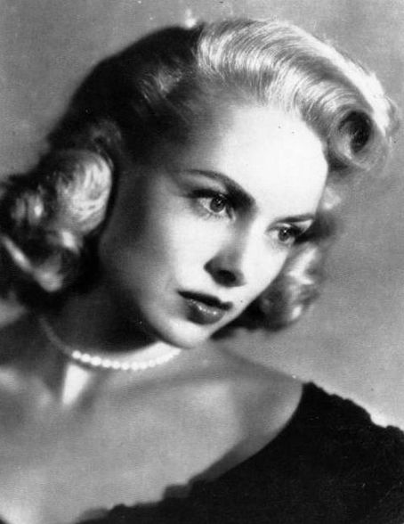 Janet Leigh - Wallpaper