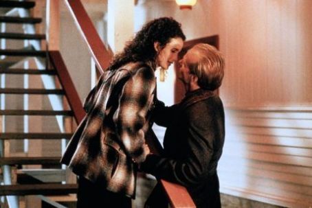 Andie MacDowell and William Hurt