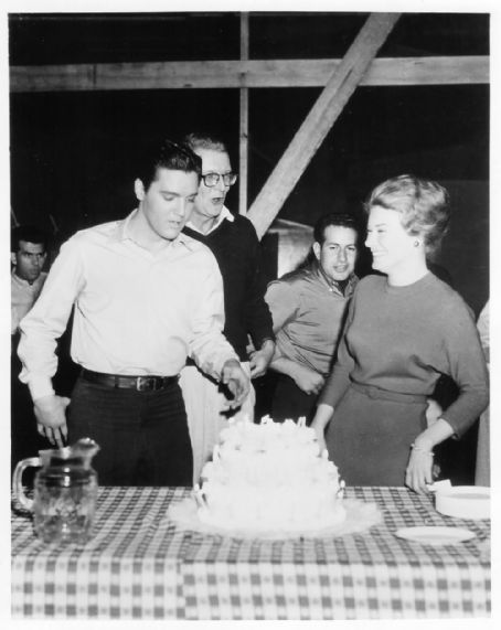 Elvis Presley Elvis With Hope Lange Previous PictureNext Picture 