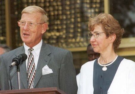 Lou Holtz and Beth Barcus