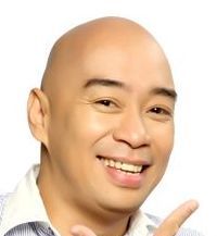 Wally Bayola