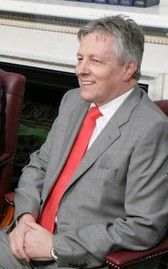 Peter Robinson (politician)