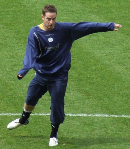 Steve MacLean (footballer)