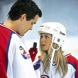 Ryan Reynolds Tara Reid on Ryan Reynolds As Van Wilder And Tara Reid As Gwen Pearson In Van