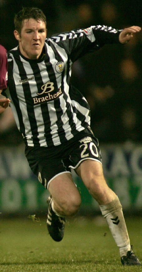 Sean Lynch (footballer)