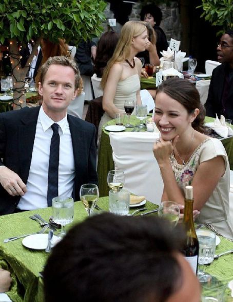Amy Acker and Neil Patrick Harris