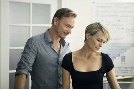 Ben Daniels and Robin Wright