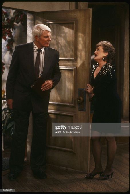 Rue McClanahan and Peter Graves
