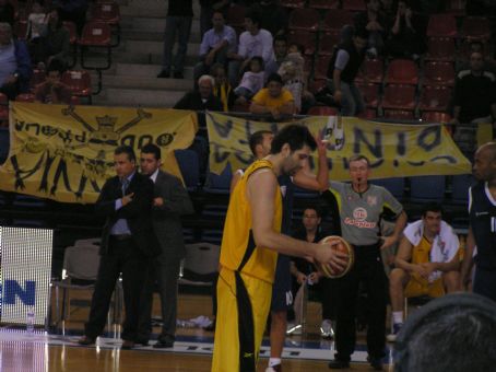 Milan Jeremic (basketball)