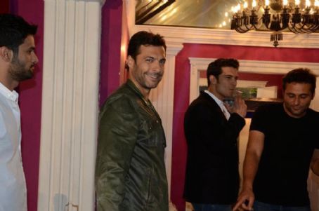 Adini Feriha Koydum Baris Kilic Picture 18758894 454 X 301 Fanpix Net