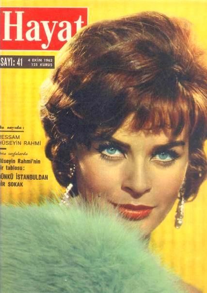 Senta Berger, Hayat Magazine 04 October 1962 Cover Photo - Turkey