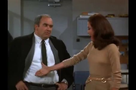 The Mary Tyler Moore Show - The 45-Year-Old Man Cast and Crew, Trivia ...