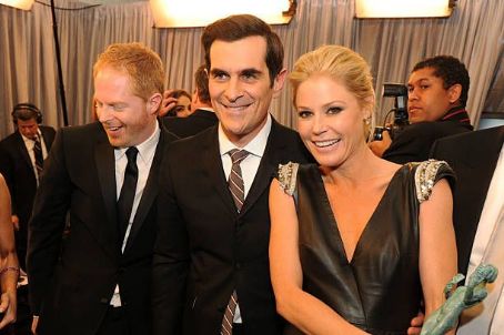 Jesse Tyler Ferguson, Ty Burrell and Julie Bowen - The 19th Annual Screen Actors Guild Awards (2013)