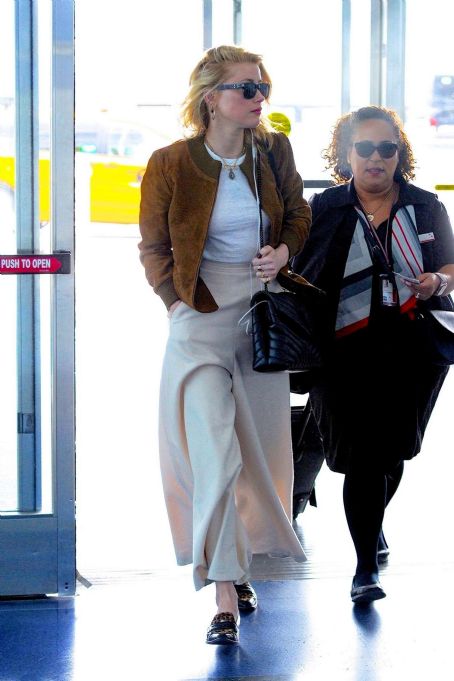 Amber Heard – Spotted at JFK Airport in New York | Amber Heard Picture