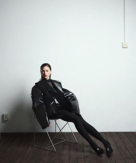 Úrsula Corberó - S Moda Magazine Pictorial [Spain] (December 2024)