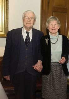 Kenneth Murray (molecular biologist) and Noreen Murray