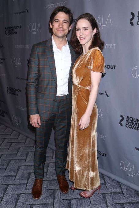 Rachel Brosnahan – 2018 Roundabout Theatre Company Gala in NYC Picture