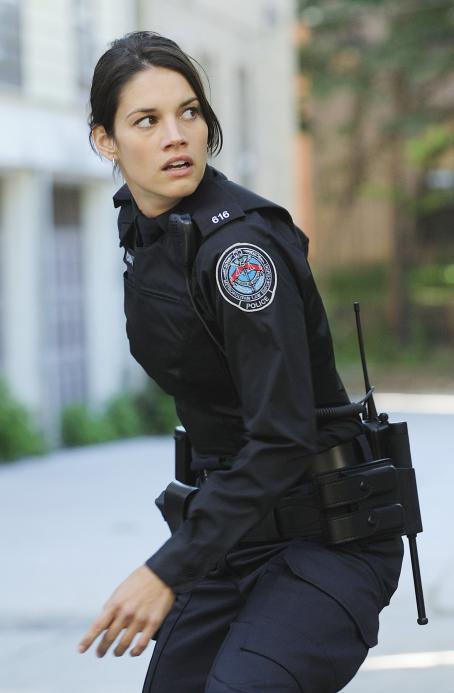 Missy Peregrym - Episode 1 - Fresh Paint | Missy Peregrym Picture ...