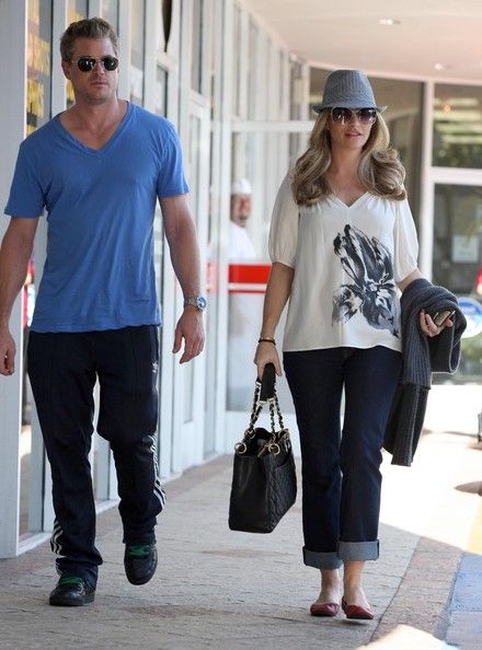 Eric Dane And Rebecca Gayheart Out For Lunch In West Hollywood - FamousFix