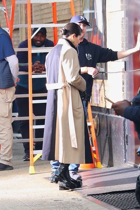 Selena Gomez – On set for ‘Only Murders in the Building’ in Manhattan