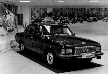 GAZ-3102