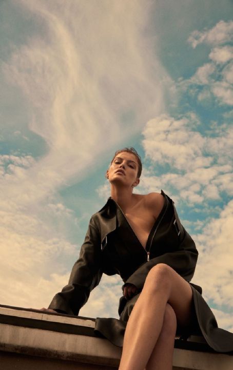 Vanessa Fuchs - L'Officiel Magazine Pictorial [Brazil] (October 2020)