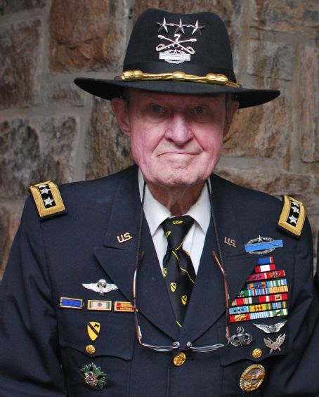 Who is Hal Moore dating? Hal Moore girlfriend, wife