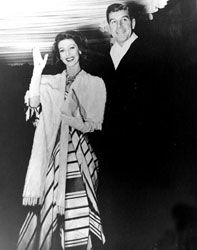 Tagged Loretta Young and Tom Lewis - FamousFix