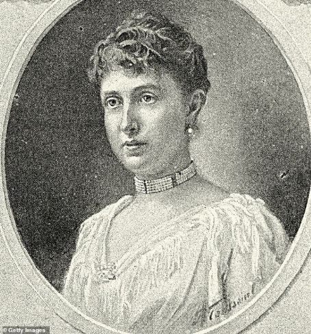 Alice Heine