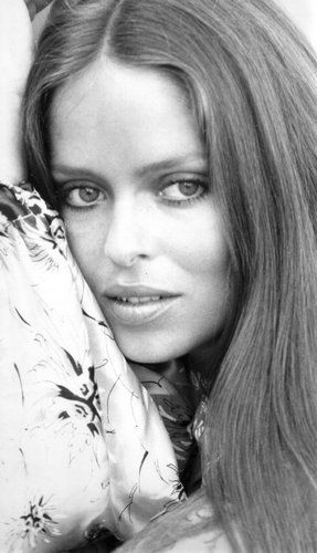 Barbara Bach Pics - Barbara Bach Photo Gallery - 2019 - Magazine ...