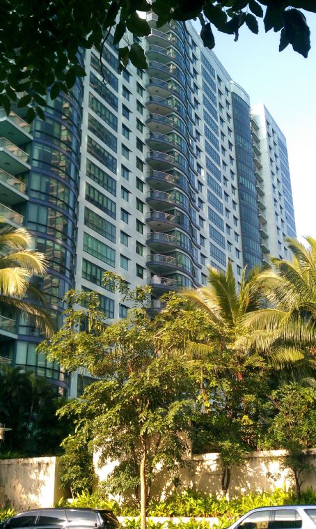 Hidalgo Place
