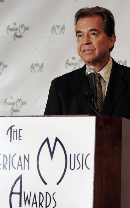Dick Clark to Be Honored on New Year’s Eve