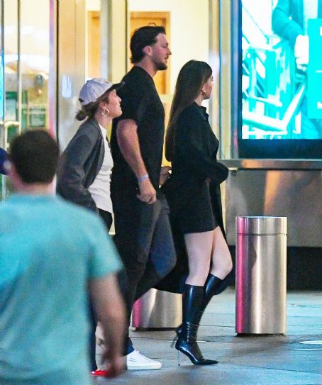 Hailee Steinfeld – With Josh Allen step out in New York