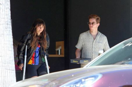 Nina Dobrev – On a crutches at vegan donut shop Fonuts – Los Angeles