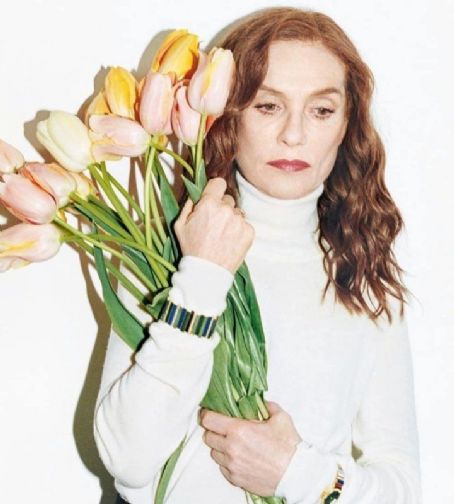 Isabelle Huppert - Vanity Fair Magazine Pictorial [France] (May 2021)