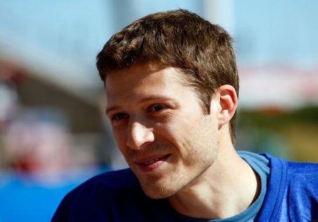 Zach Gilford season 5