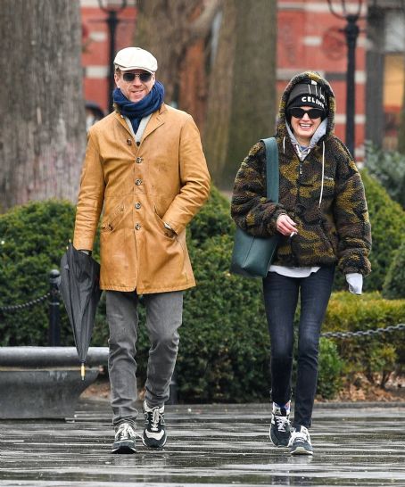 Alison Mosshart – Seen at Washington Square Park in New York | Alison