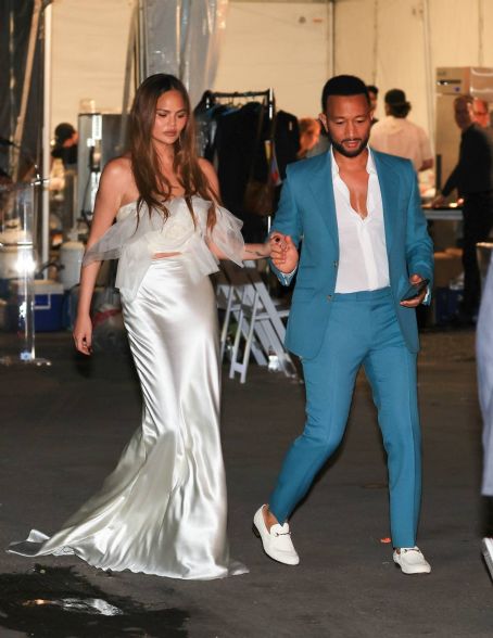 Chrissy Teigen – With John legend attend a charity event hosted by Prada at the Gagosian Gallery