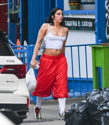 Lourdes Leon – Seen wwith her dad Carlos Leon on Father’s Day in New York