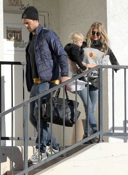 Fergie and Josh Duhamel take their son Axl out for breakfast in Brentwood, California on December 27, 2014