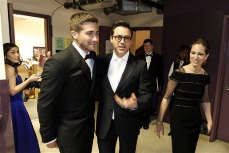 Jake Gyllenhaal Posed With Robert Downey Jr. FamousFix post