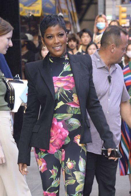 Tamron Hall – Spotted at Good Morning America in a floral attire in New York