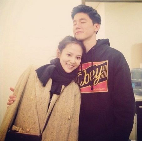 Mu-Yeol Kim and Yoon Seung-ah - Hookup
