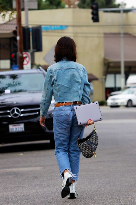 Eiza Gonzalez – Out for lunch in Studio City | Eiza González Picture